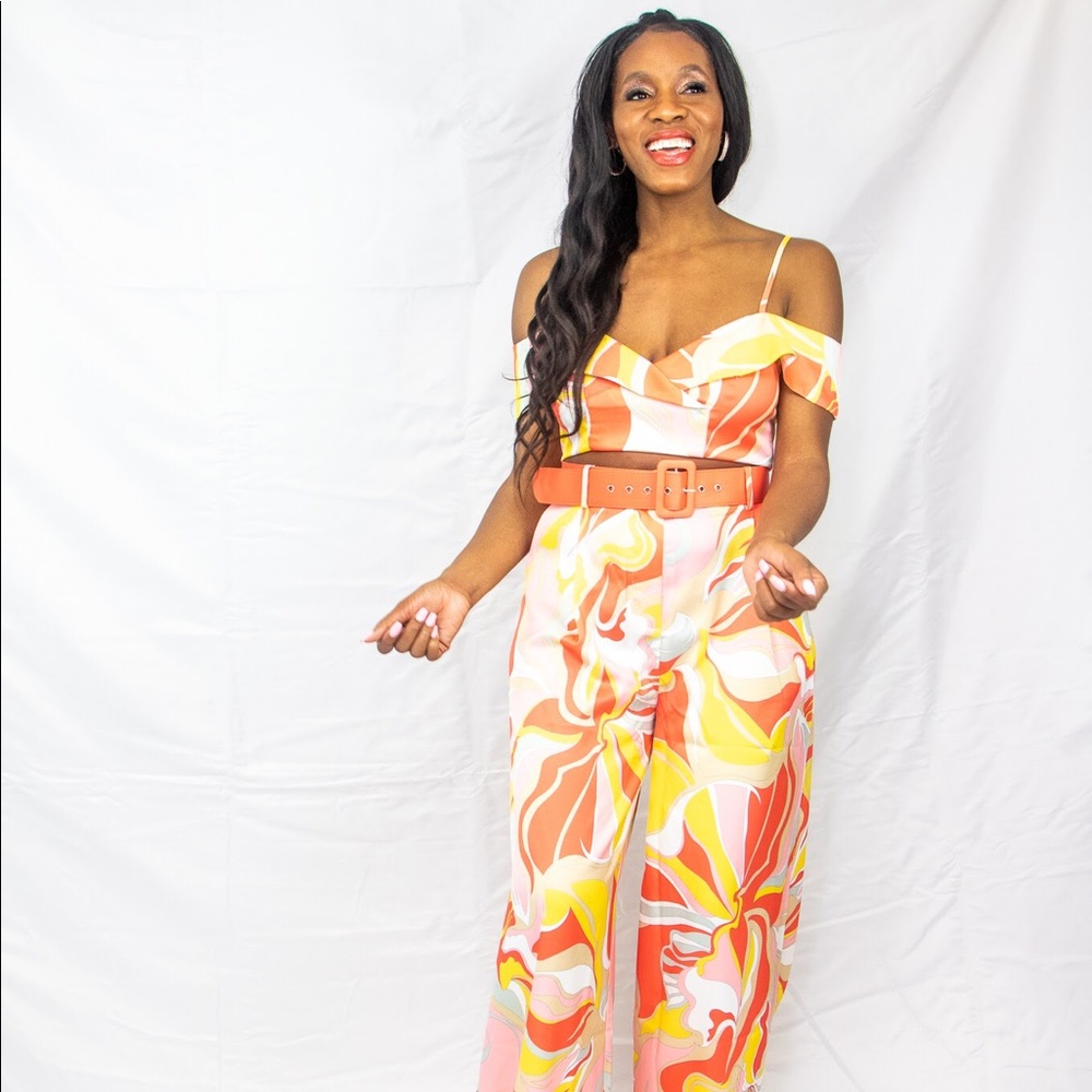 Women’s 2pc crop top and flair pant with belt